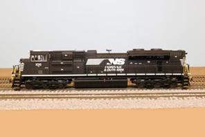 Norfolk_Southern_SD70ACe_2 small