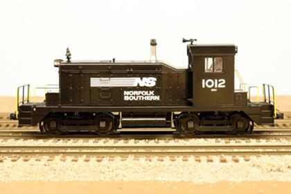 Norfolk_Southern_SW1_1012_4 small.