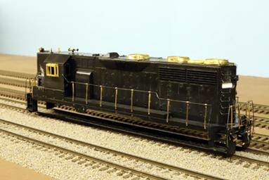 Norfolk_&_Western_GP35_206_11 small